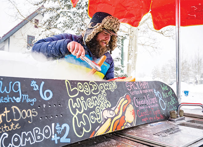 The Wizard of dogz hot dog cart